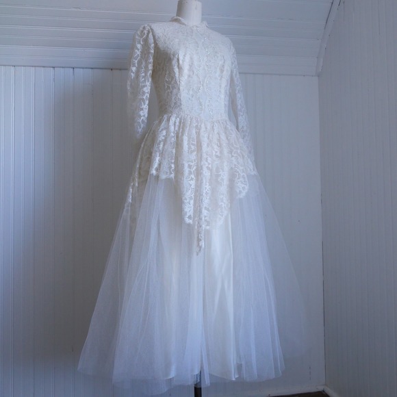 Vintage Dresses & Skirts - Vintage 1950 bespoke wedding dress